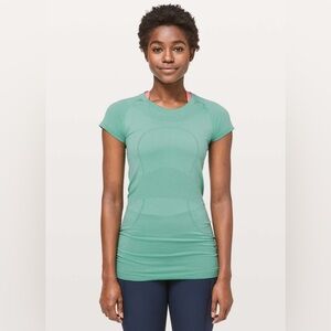 lululemon swiftly tech shirt sleeve crew